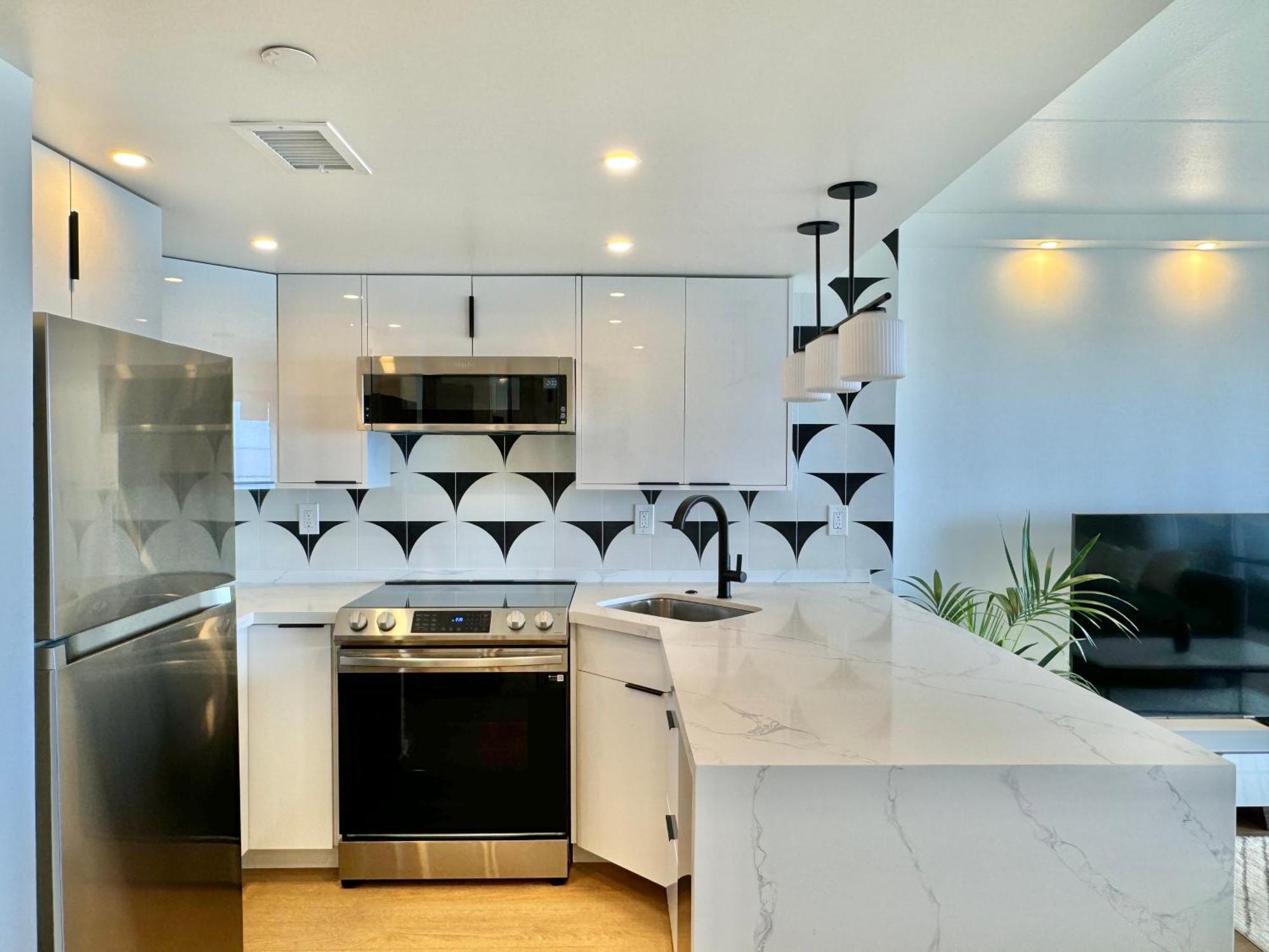 Panoramic Oceanview Resort - Full Kitchen In Each Room, 2 Swimming Pools, Onsite Restaurants, Fireworks Every Friday Honolulu Luaran gambar