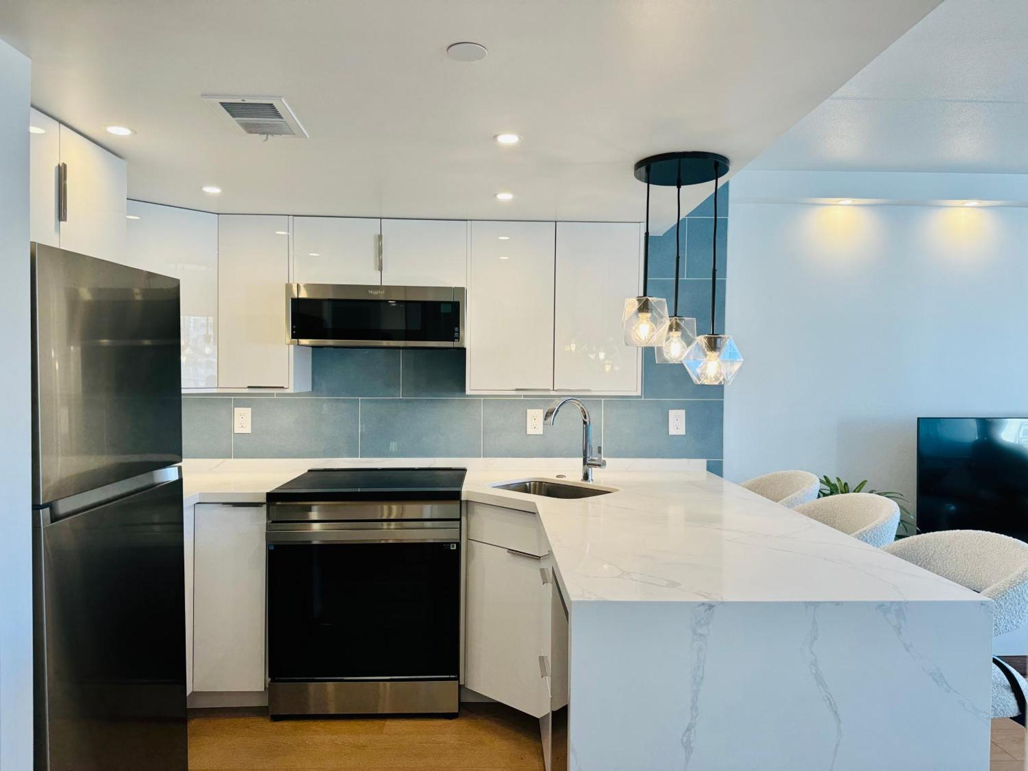 Panoramic Oceanview Resort - Full Kitchen In Each Room, 2 Swimming Pools, Onsite Restaurants, Fireworks Every Friday Honolulu Luaran gambar