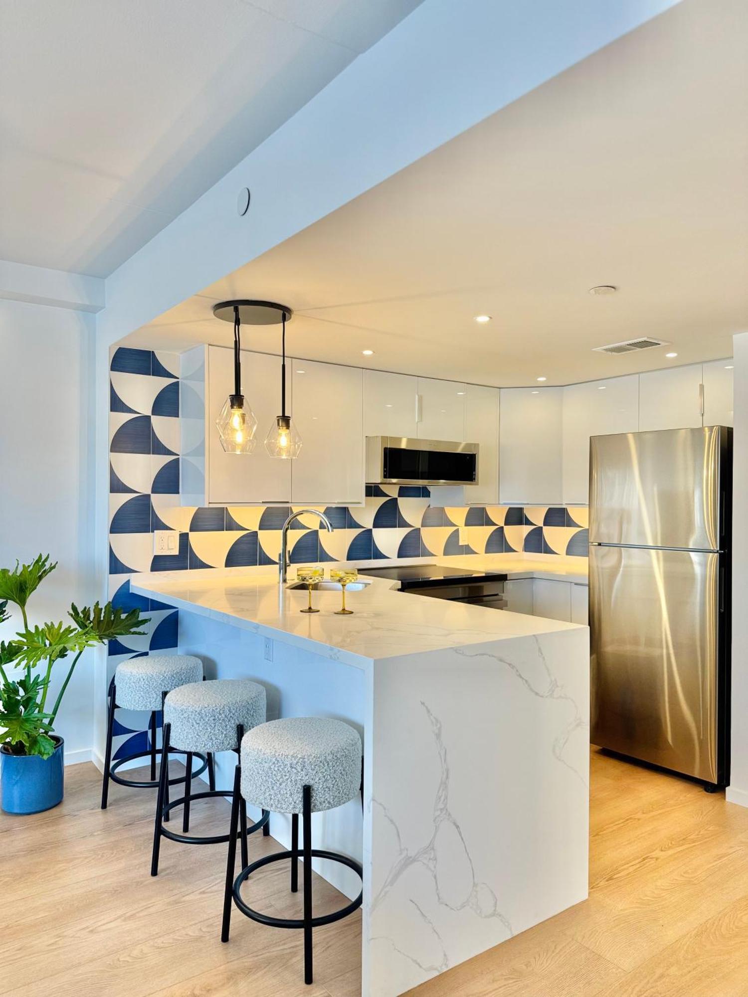 Panoramic Oceanview Resort - Full Kitchen In Each Room, 2 Swimming Pools, Onsite Restaurants, Fireworks Every Friday Honolulu Luaran gambar